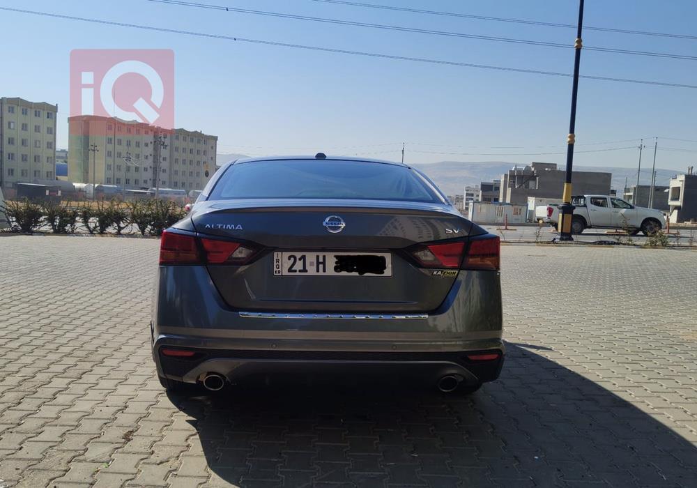 نیسان ئەلتیما